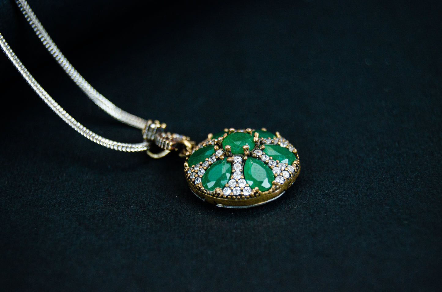 Green Clover Silver Necklace