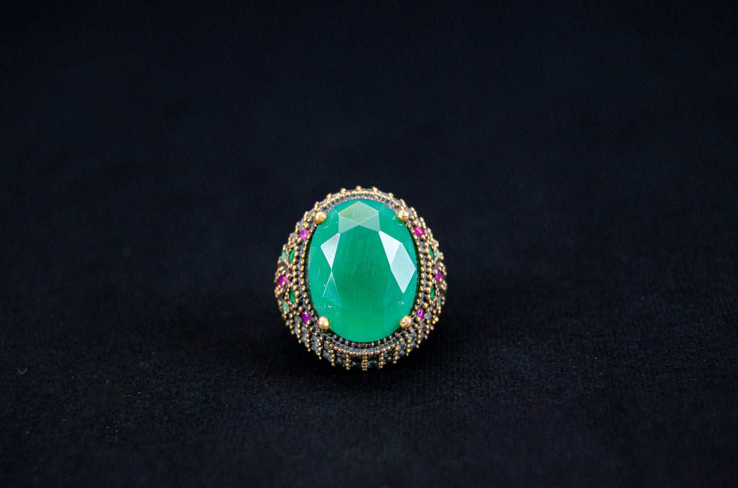 Women's Emerald Green Gem Silver Ring
